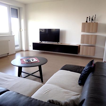 Marguerite Apartment - Parking Including Pozsony Kültér fotó